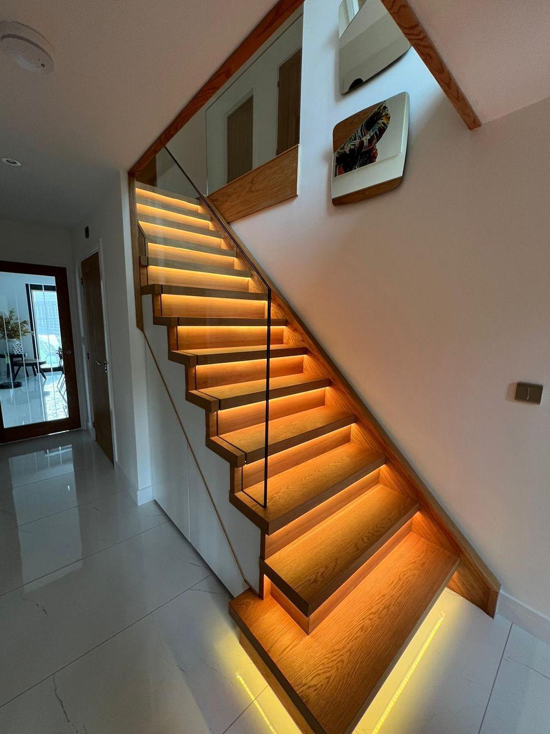 oak glass led staircase project photograph 1.