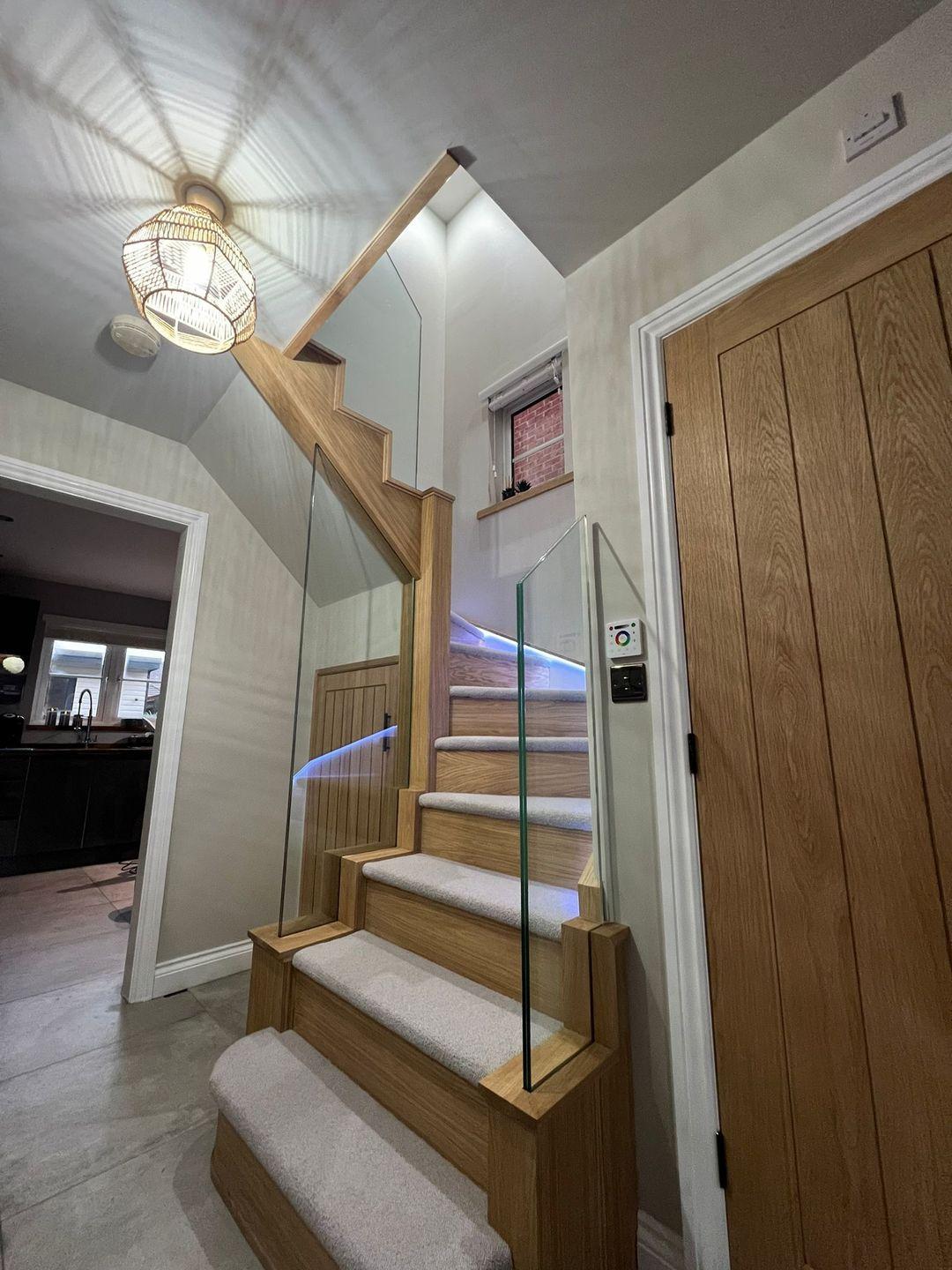 oak frameless glass staircase project photograph 2.