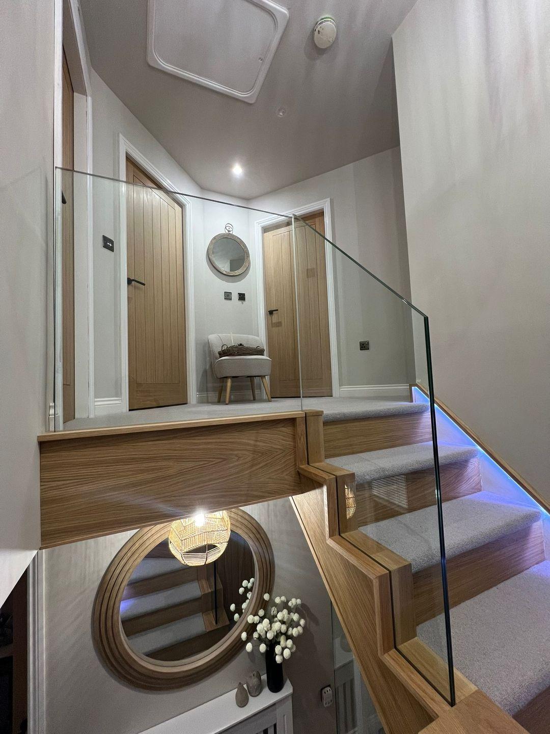 oak frameless glass staircase project photograph 12.