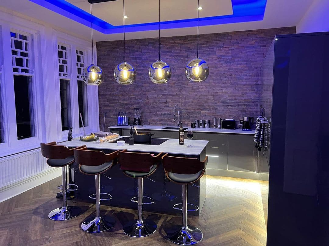 full apartment refurbishment project photograph 2.