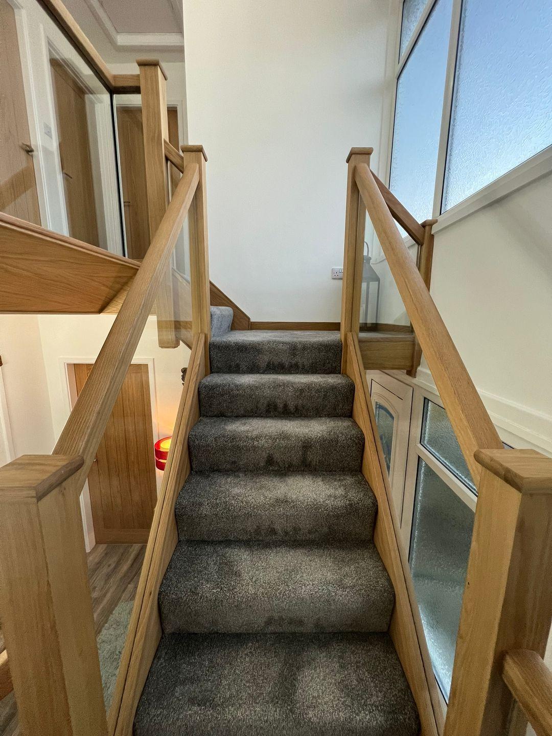 contemporary oak glass staircase project photograph 2.